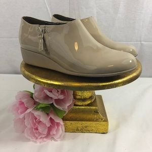 COLE HAAN Callie beige waterproof rain wedge